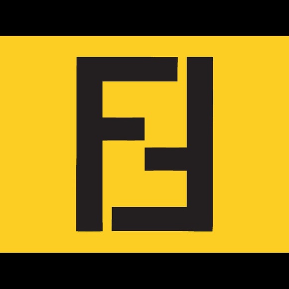 Meet your Posher - Picture 3 of 6